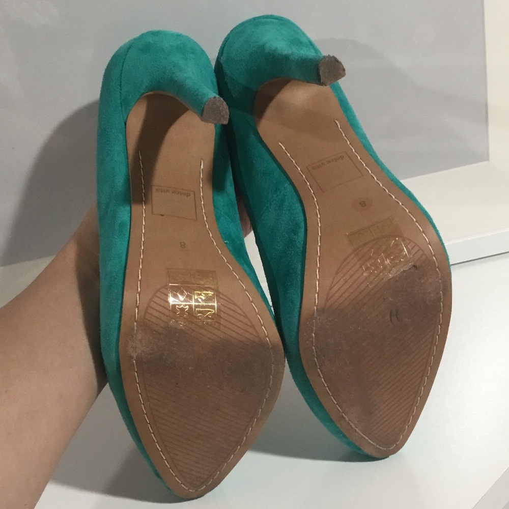 FREE w/$300 🎁 Heeled platforms  👠 - Picture 5 of 6